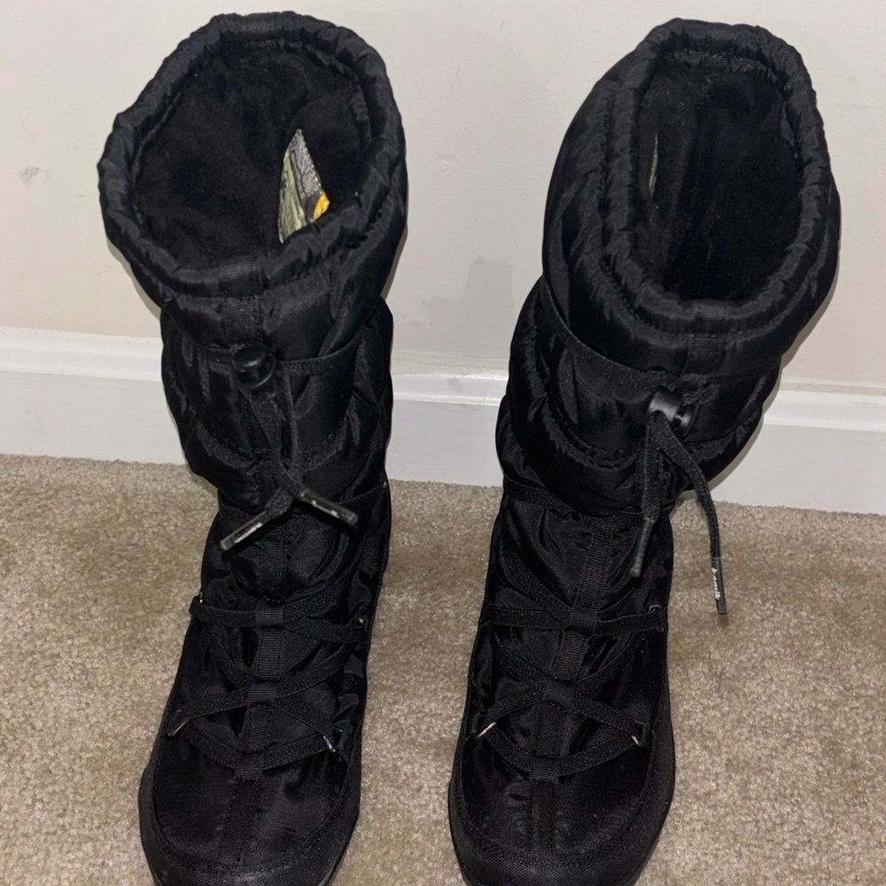 Kamik Black Winter Rain Boots with Lace-Up Design